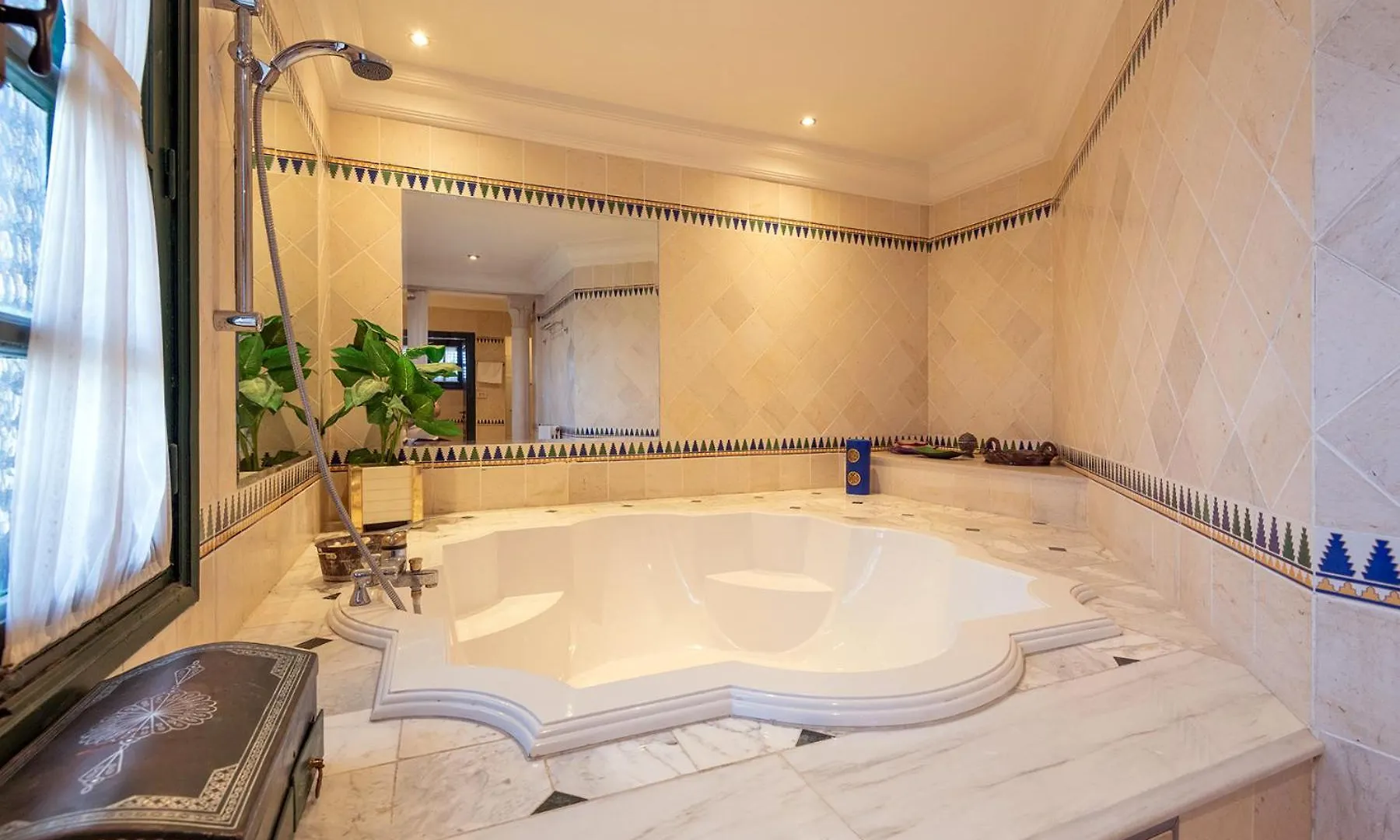 Riad Raja Villa Sukrah